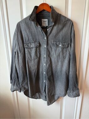 ⚡️Aerie Gray Washed Denim Button-Down Shirt
